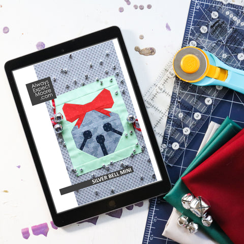 Silver Bell Mini Quilt Pattern